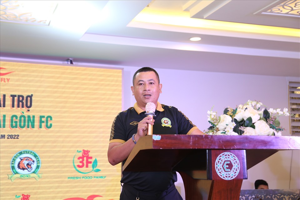 Giám đốc kĩ thuật Nguyễn Hữu Hoàng Phúc sẽ đảm nhận vai trò huấn luyện viên trưởng câu lạc bộ futsal Sài Gòn ở mùa giải 2022. Ảnh: X.H
