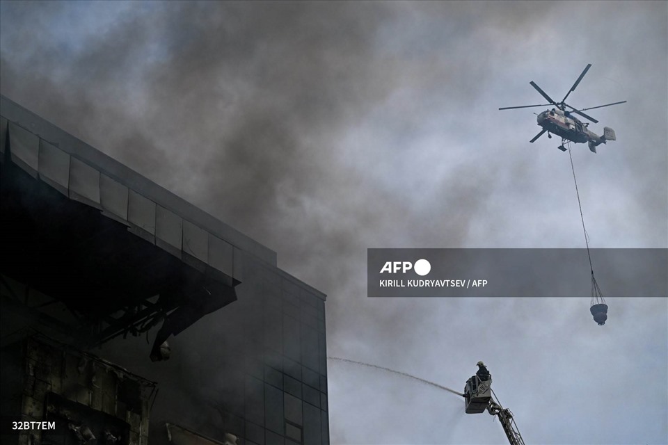 The scene of a fire at a shopping center in Moscow, Russia on June 3.  Photo: AFP