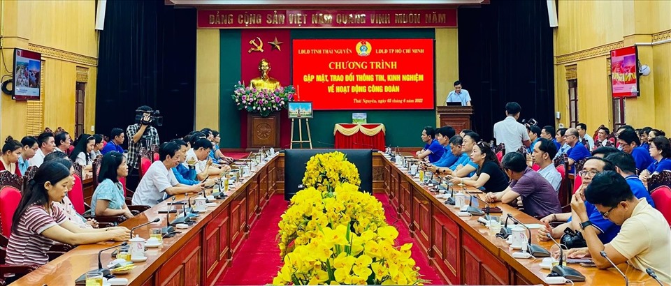 Toàn cảnh cuộc gặp gỡ, chia sẻ kinh nghiệm hoạt động công đoàn của LĐLĐ TP. Hồ Chí Minh và LĐLĐ tỉnh Thái Nguyên.