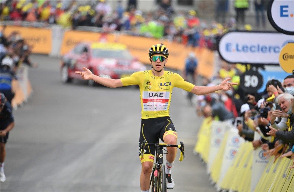Tadej Pogacar là ứng viên sáng giá cho chức vô địch để năm thứ ba liên tiếp đăng quang tại Tour de France. Ảnh: AFP