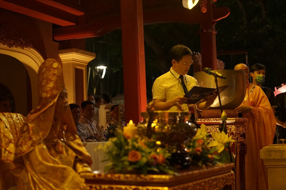 : Ông Phan Thanh Bình ( Phó Chủ tịch UBND tỉnh TT.Huế) phát biểu tại buổi lễ.