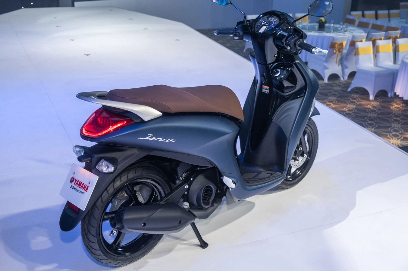 Giá xe Yamaha Janus 2022 mới nhất tháng 42022  Tinxe