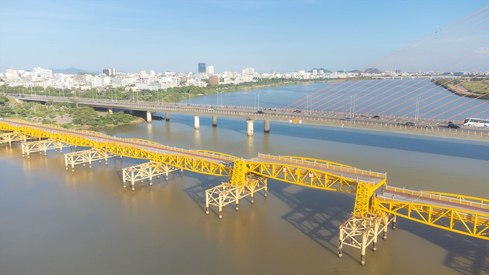 Trải nghiệm khiến du khách thích thú. - Ảnh: Nguyễn Trình.