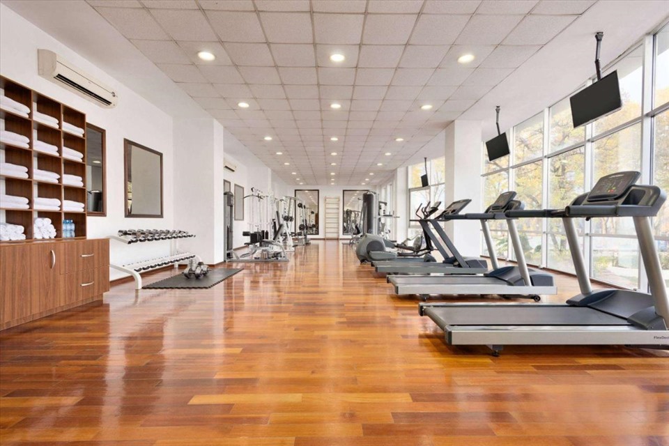 Phòng tập gym miễn phí, đầy đủ tiện nghi.