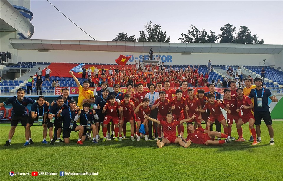 Niềm vui của U23 Việt Nam sau trận hoà U23 Hàn Quốc. Ảnh: VFF