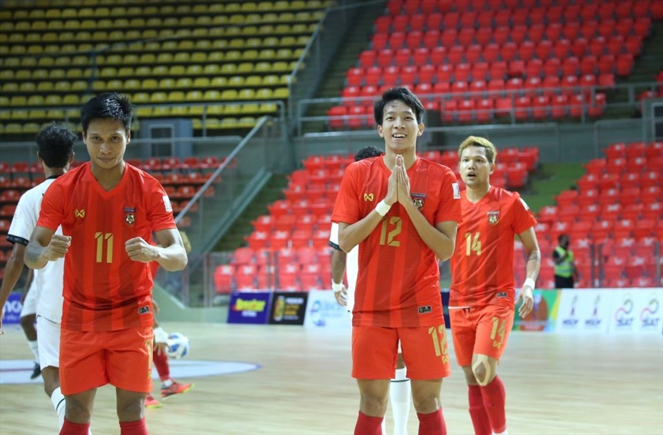 Futsal Myanmar có sự tiến bộ lớn. Ảnh: MFF