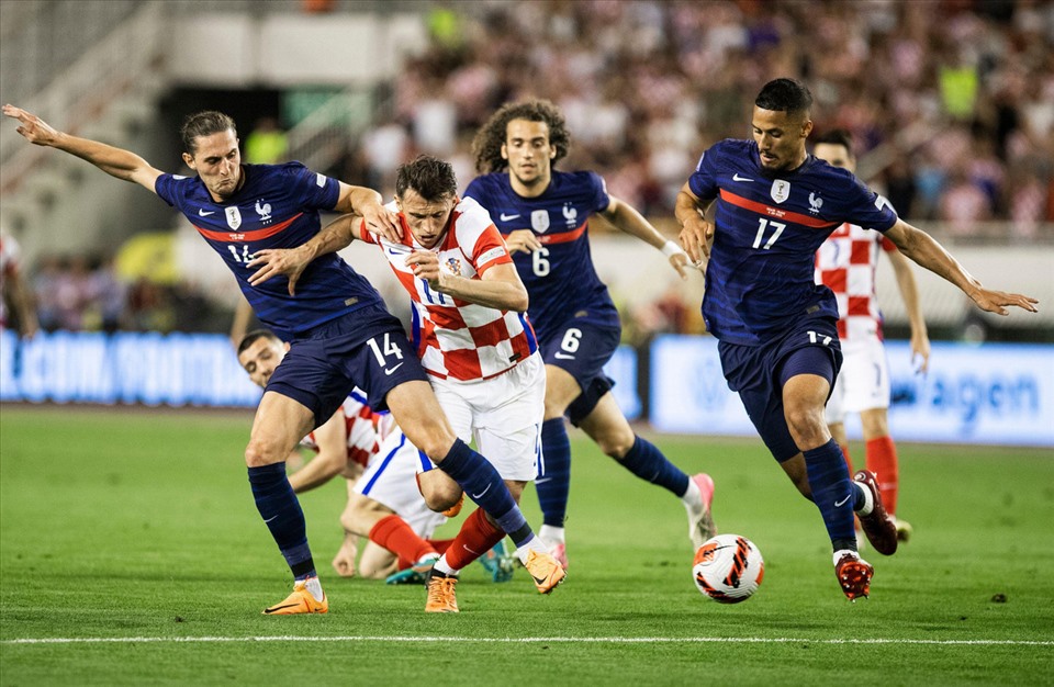 Tuyển Pháp - vô địch thế giới, đương kim vô địch UEFA Nations League, và Croatia chưa thắng trận nào và cũng không sử dụng đội hình mạnh nhất. Ảnh: AFP