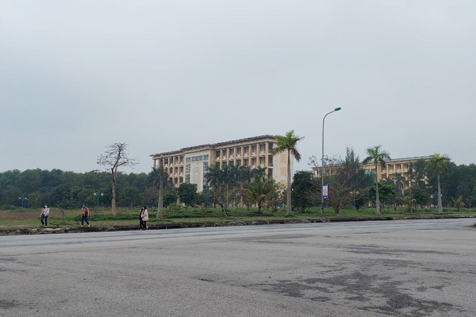 Số sinh viên theo học tại trường Đại học Hà Tĩnh khá thấp. Ảnh: Trần Tuấn.