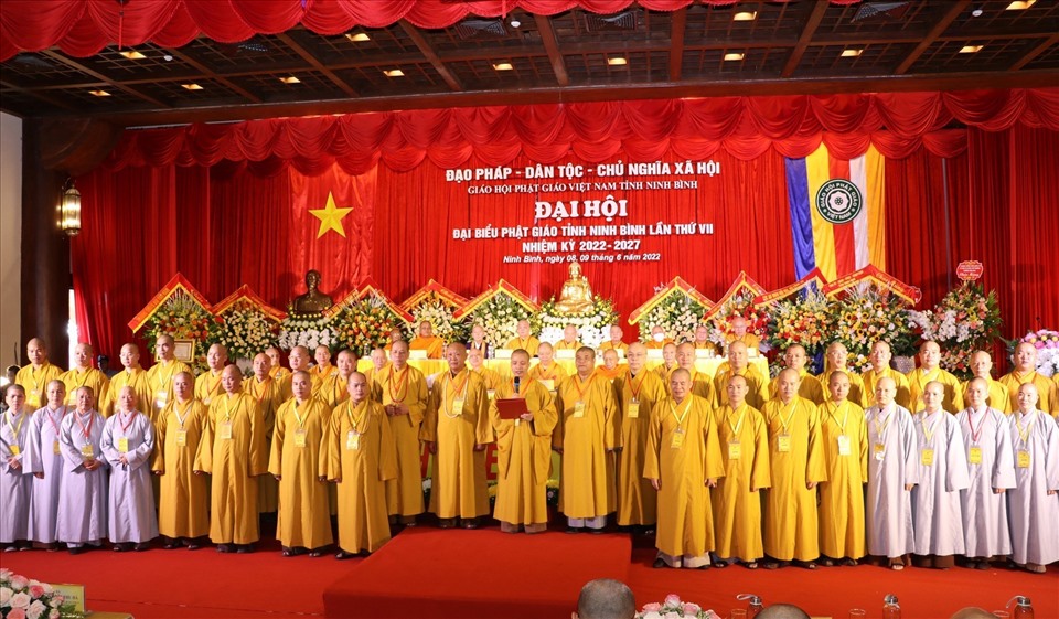 Ban Trị sự Giáo hôi Phật giáo Việt Nam tỉnh Ninh Bình nhiệm kỳ 2022-2027 ra mắt đại hội.