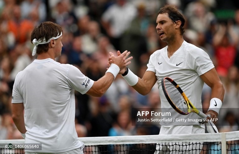 Ricardas Berankis mang đến cho Nadal những khó khăn nhất định. Ảnh: AFP