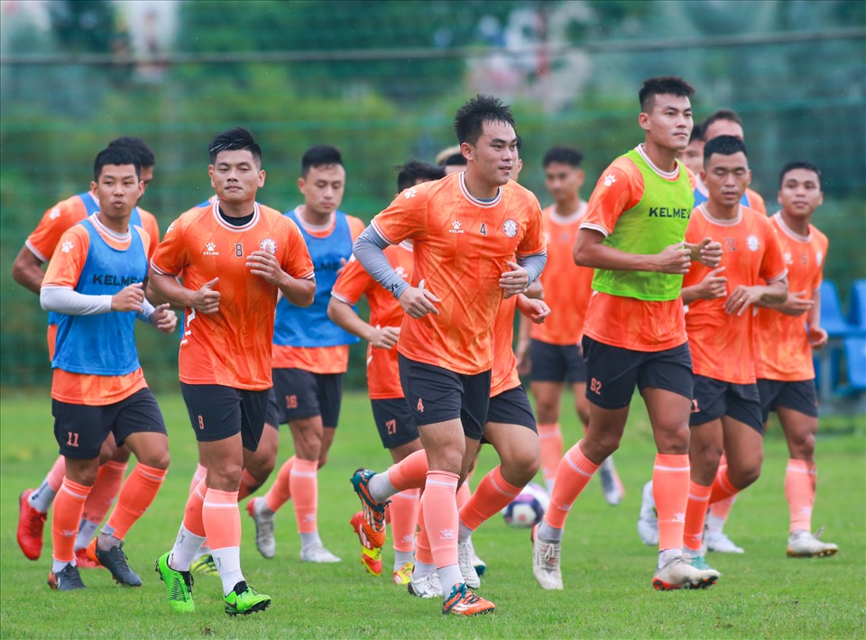 Chiều 1.7, câu lạc bộ TPHCM có buổi tập cuối cùng chuẩn bị cho trận gặp Thanh Hoá ở vòng 5 V.League 2022. Theo kế hoạch, đội sẽ tập luyện ở sân vận động Thống Nhất.