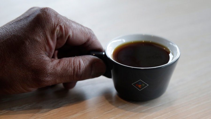 4. Cà phê Elida Geisha 803. Đây là loại cà phê độc quyền được Hãng Klatch Coffee Roasters tại thành phố California, Mỹ cung cấp với mức giá 75 USD cho một tách nhỏ vào năm 2019 (khoảng 1,75 triệu đồng).