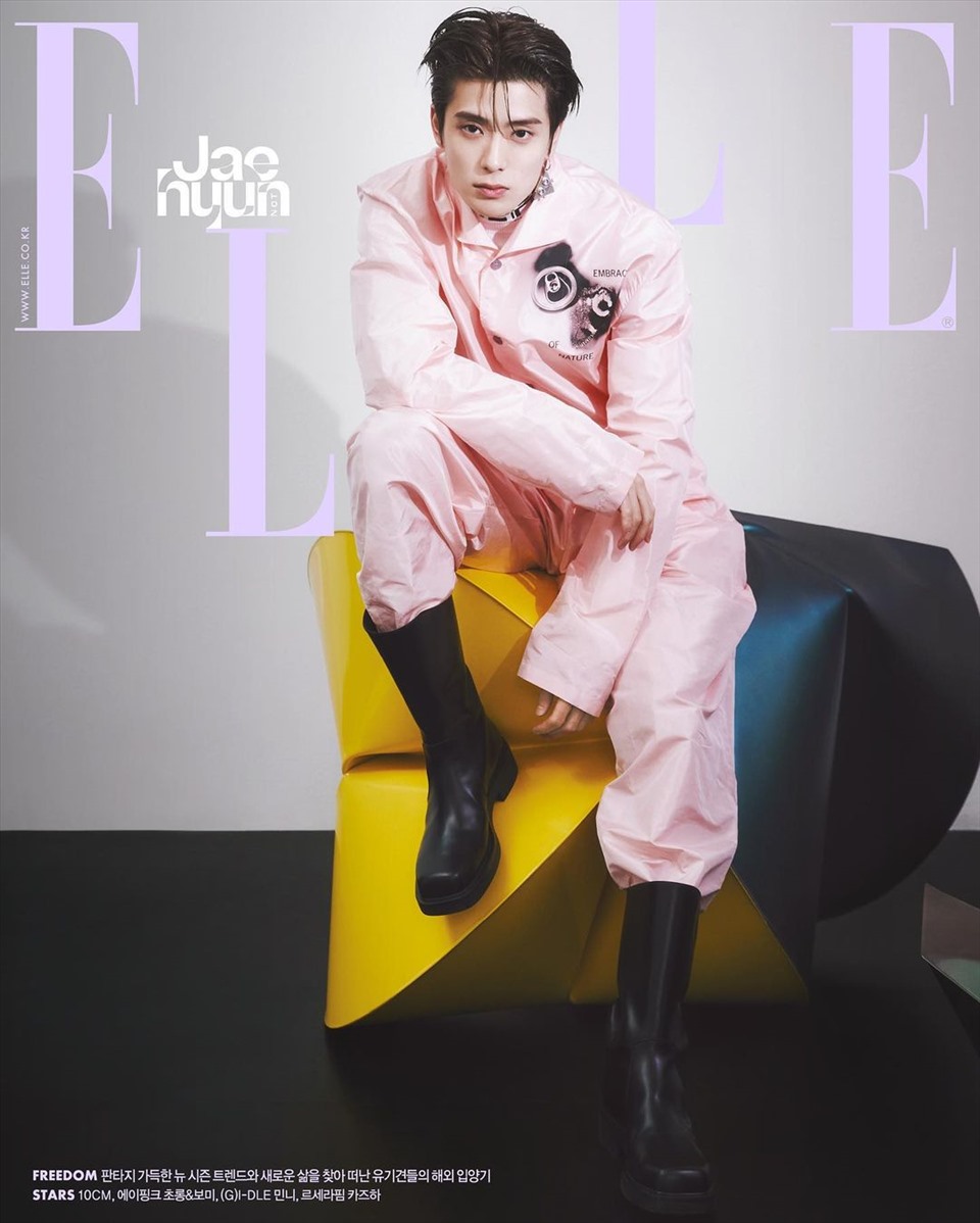 Jaehyun (NCT) xuất hiện trên trang bìa của tạp chí Elle Hàn Quốc với trang phục đến từ thương hiệu Prada. Ảnh: Instagram