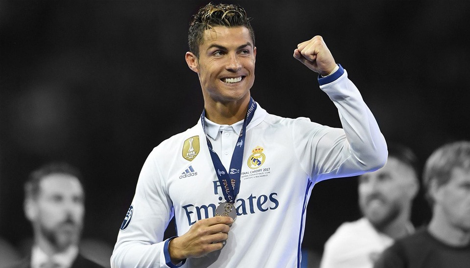 Ronaldo đã thẳng thừng từ chối mức lương 100 triệu euro hồi 2017. Ảnh: Sky Sports