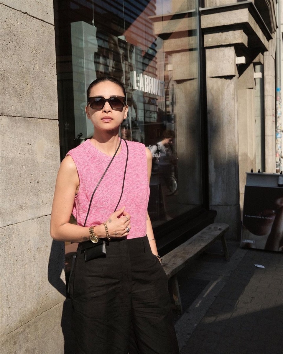 Mới đây nhất, Ngô Thanh Vân khoe ảnh dạo chơi tại Berlin (Đức), quê hương của ông xã Huy Trần.
