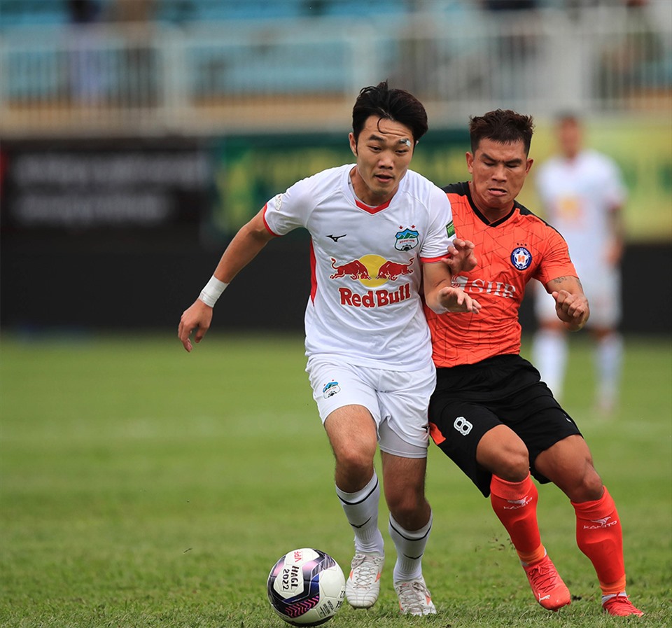 Dàn cầu thủ nội của Đà Nẵng thi đấu không tồi trước Hoàng Anh Gia Lai. Ảnh: VFP