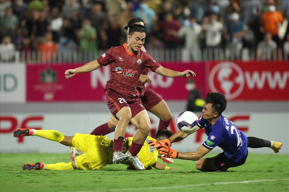 Chiến thắng này giúp Bình Định vươn lên vị trí thứ 3 trên bảng xếp hạng với 11 điểm sau 7 trận. Đội bóng của huấn luyện viên Đức Thắng vượt qua Hà Nội khi đội bóng này không thí đấu ở vòng 7.