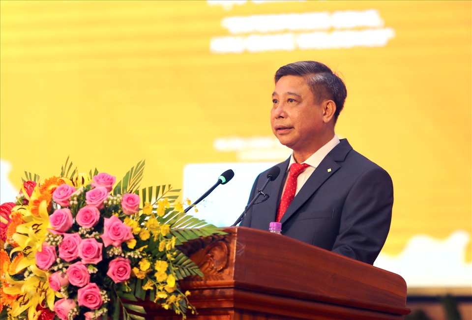 Chủ tịch UBND tỉnh Hậu Giang Đồng Văn Thanh phát biểu tại hội nghị