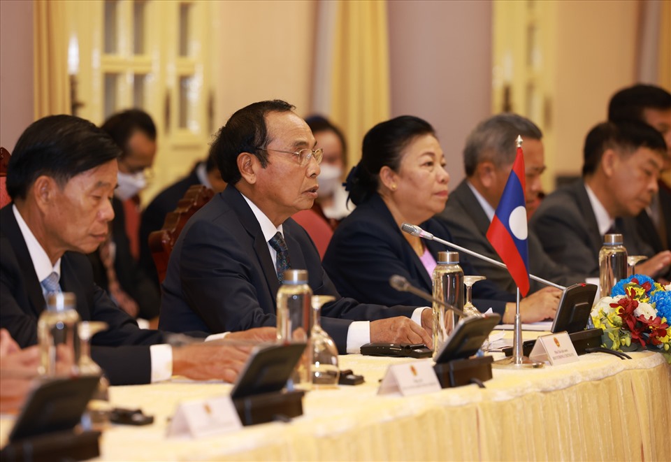 Phó Chủ tịch nước Lào Bounthong Chitmany phát biểu tại hội đàm. Ảnh: Hải Nguyễn
