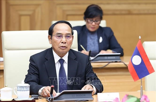 Phó Chủ tịch nước Lào Bounthong Chitmany phát biểu tại buổi tiếp. Ảnh: TTXVN