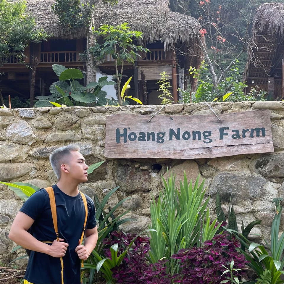 Việc đặt trước khách sạn, tour du lịch là điều nên làm với du khách.