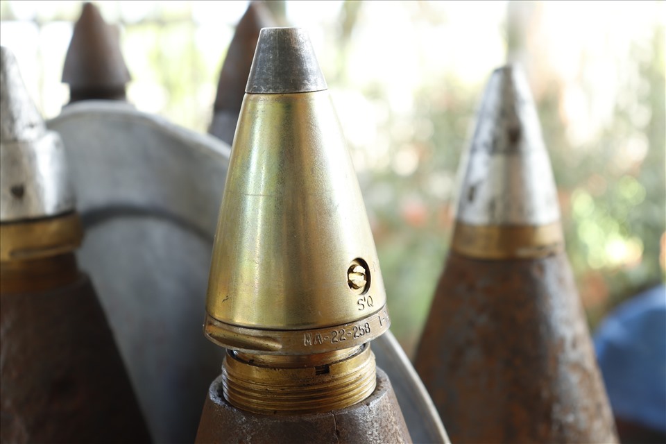 Từ những vỏ bom, đầu đạn…các kỷ vật được trưng bày tại đây đều an toàn và chỉ còn mang tính tượng trưng.