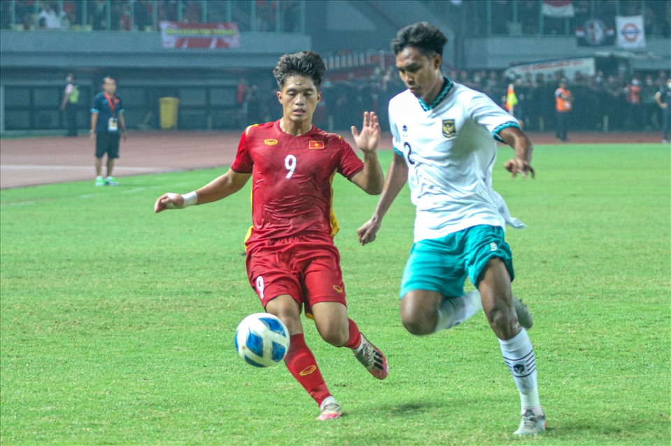 U19 Việt Nam có những cơ hội có thể giải quyết trận đấu nhưng không tận dụng được. Ảnh: H.A