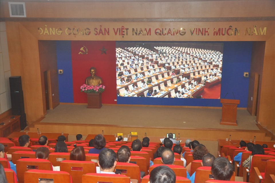 Toàn cảnh hội nghị tại điểm cầu Tổng Liên đoàn Lao động Việt Nam.