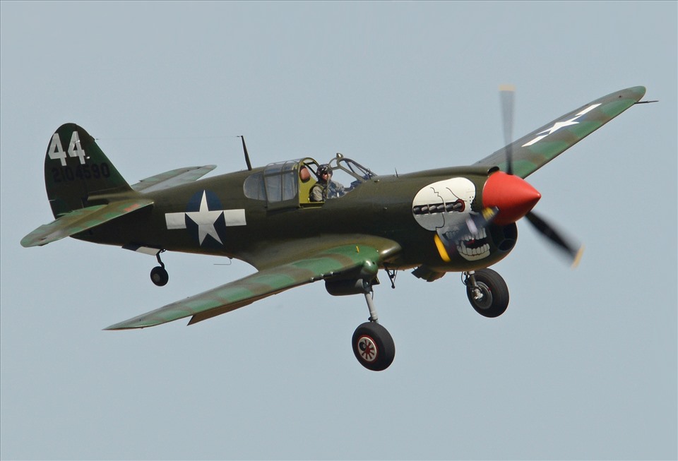 P40 Warhawk đã được triển khai sử dụng từ trong Thế chiến 2. Ảnh: Wiki