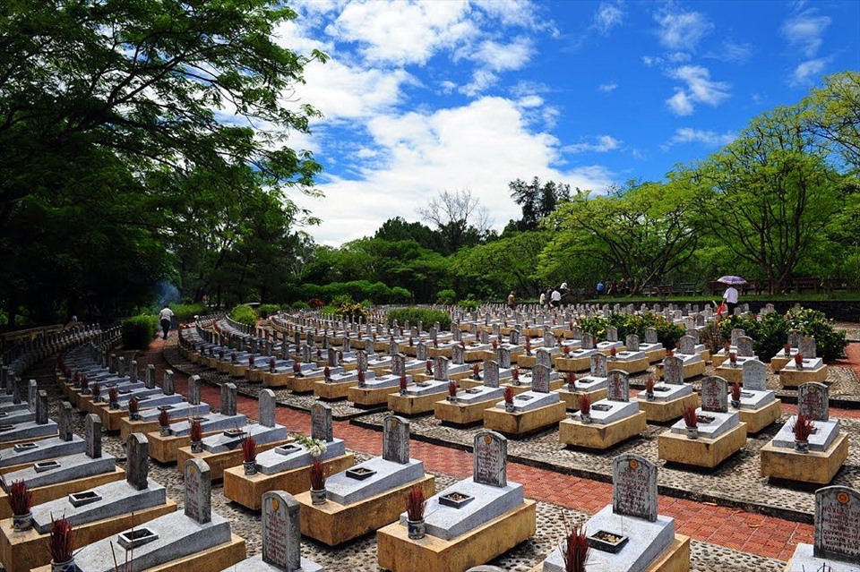 Nghĩa trang Trường Sơn - Ảnh: My tour