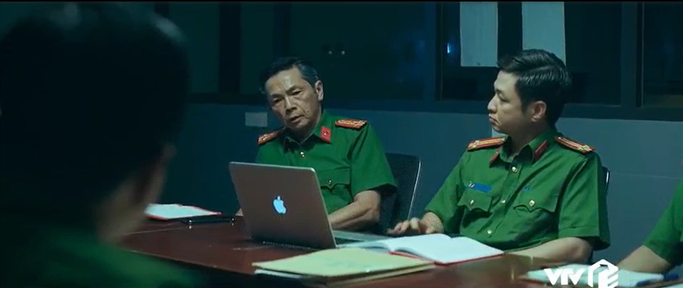 Đại tá Trần Giang phát hiện Khải Tuấn nhập chất DX02 từ các công ty nhập khẩu khác. Ảnh: CMH.