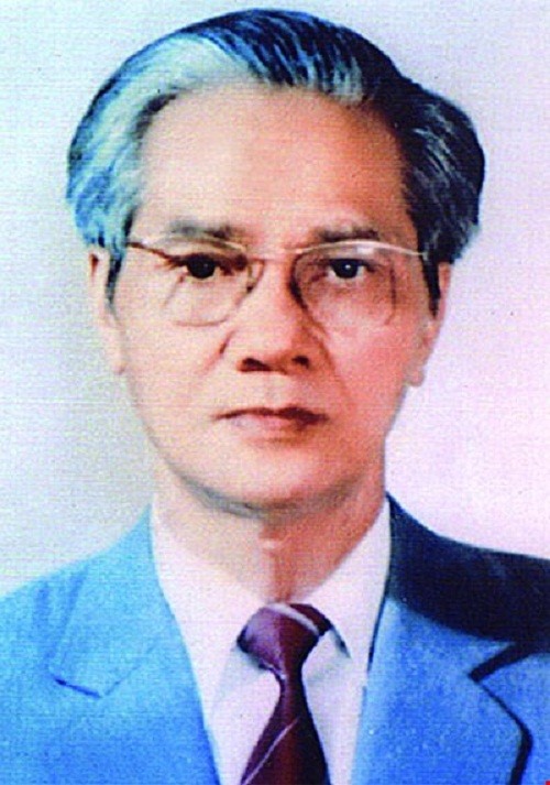 Ông Trần Tấn.