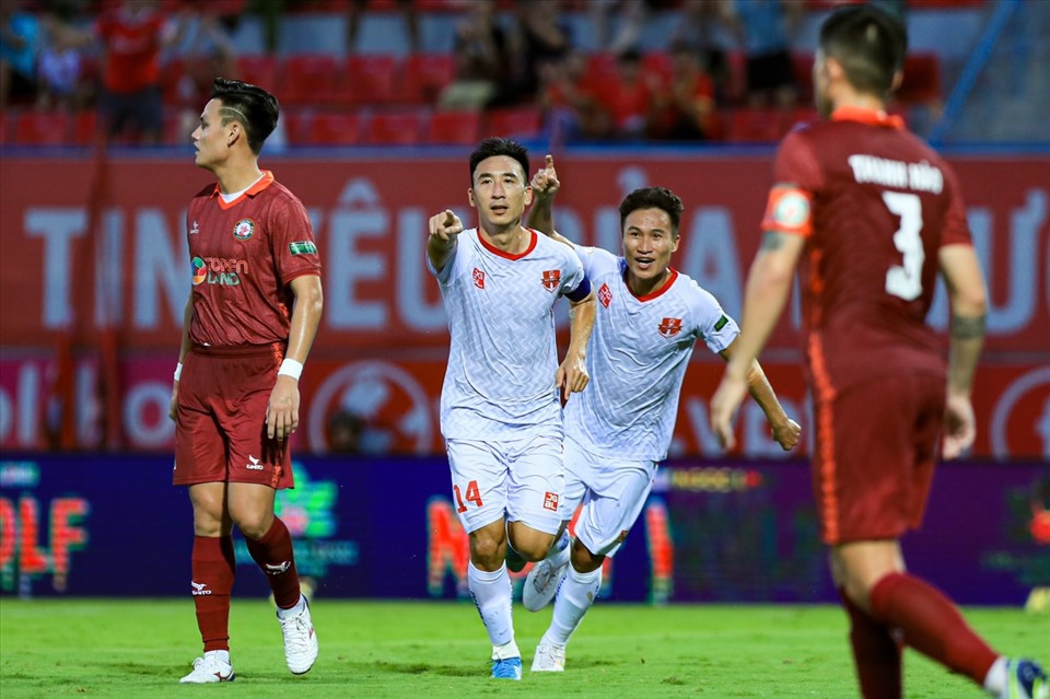 Câu lạc bộ Hải Phòng thi đấu thăng hoa tại V.League 2022 dưới sự dẫn dắt của huấn luyện viên Chu Đình Nghiêm. Ảnh: Minh Dân