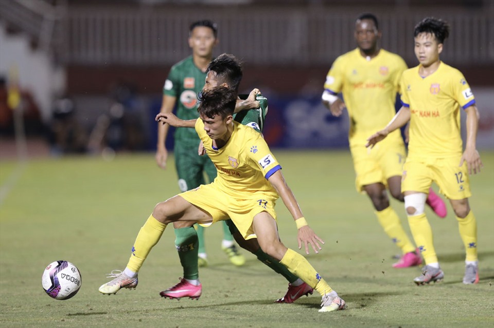 Mùa trước, Nam Định từng thắng Sài Gòn 3-0 ngay tại sân Thống Nhất. Ảnh: VPF
