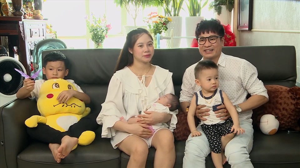 Gia đình hạnh phúc của Lương Gia Huy. Ảnh:NSCC