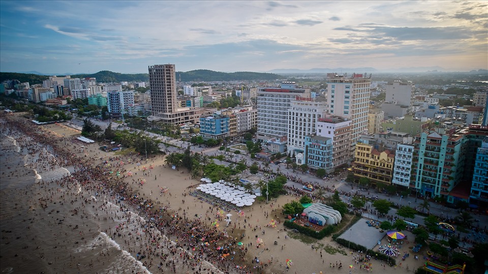 Trong 6 tháng đầu năm Sầm Sơn đã đón trên 4,1 triệu lượt khách.