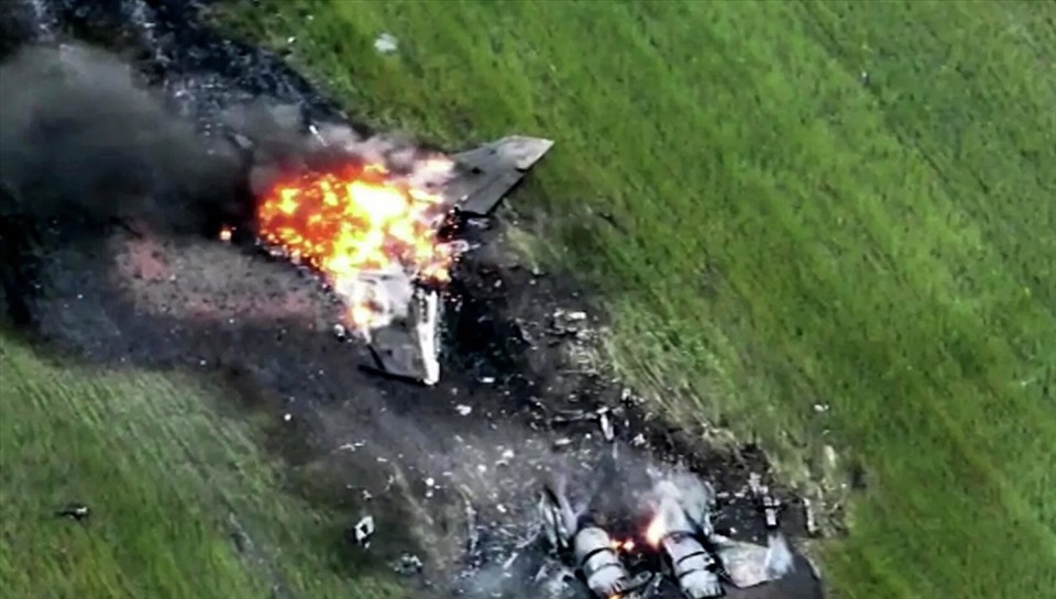 Máy bay MiG-29 của Không quân Ukraina bị hệ thống phòng không Nga bắn hạ. Ảnh: Bộ Quốc phòng Nga