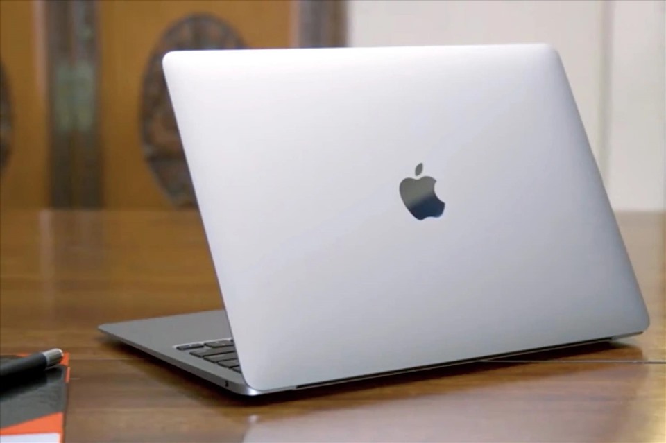 Lượng bán ra của Macbook bị giảm 10% so với cùng kỳ. Ảnh chụp màn hình