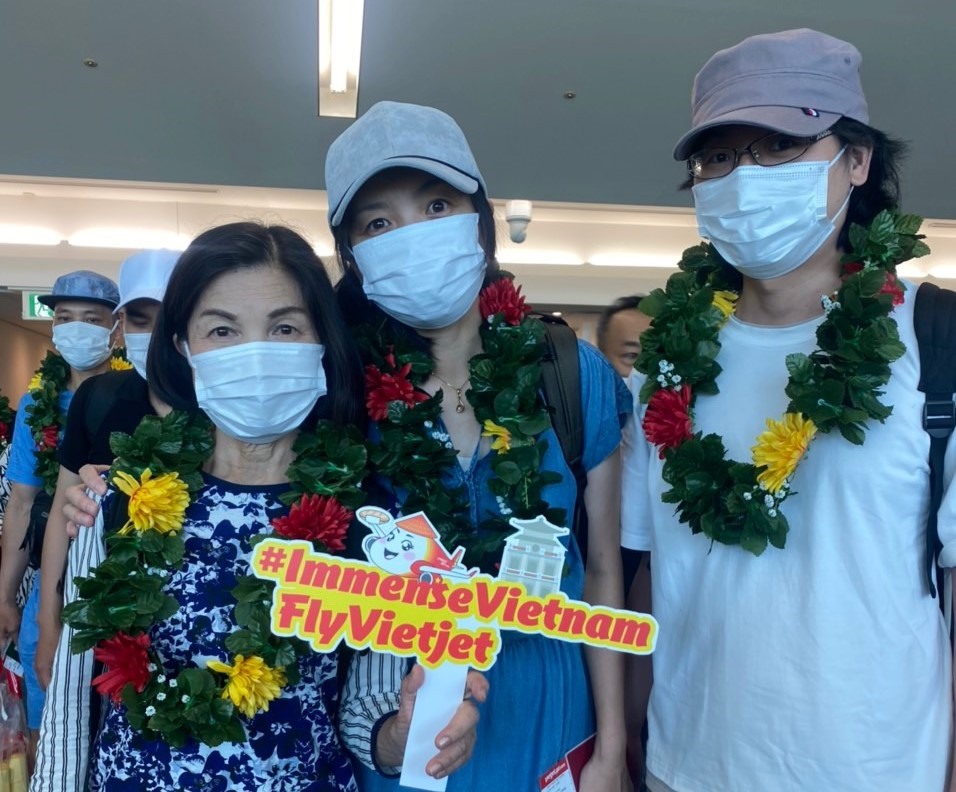 Fukuoka và Nagoya chào đón hành khách Vietjet nồng hậu.