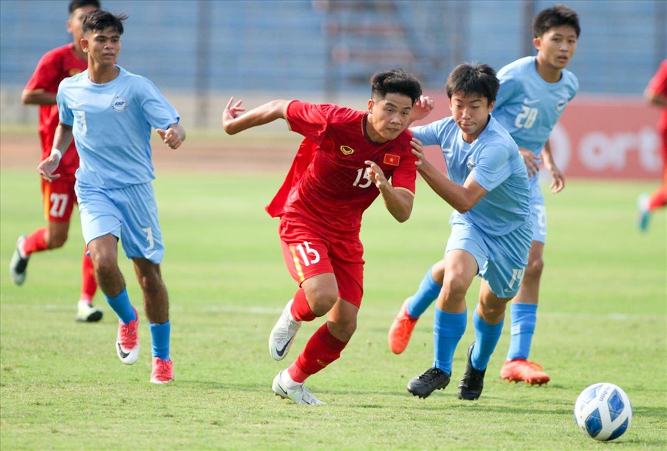 U16 Việt Nam chơi áp đảo đối phương. Ảnh: VFF