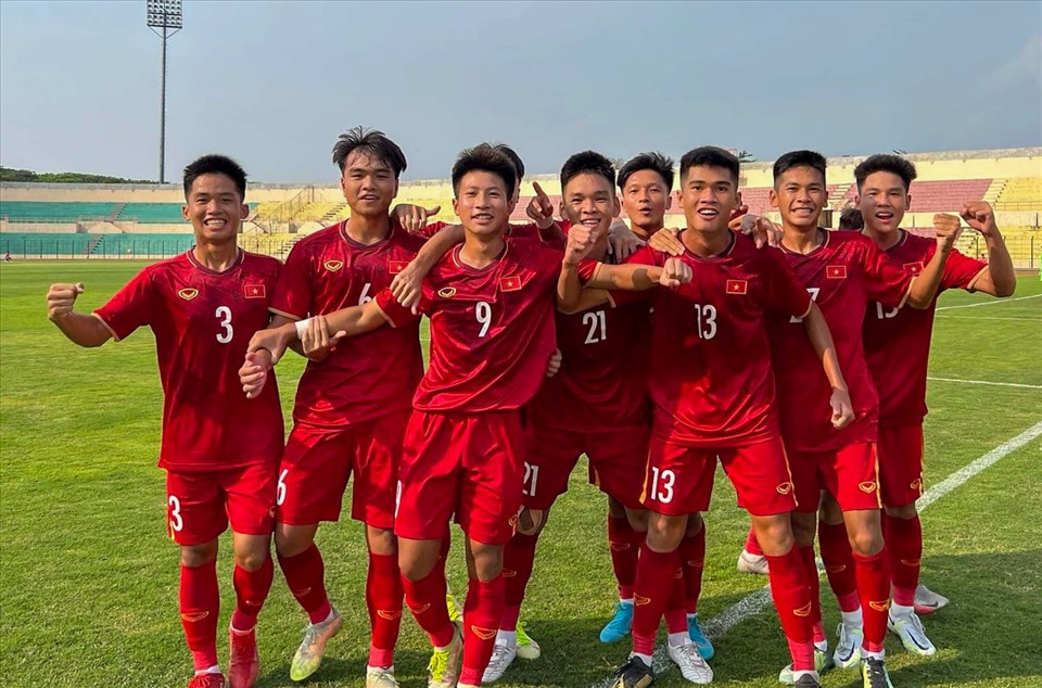 U16 Việt Nam thắng đậm U16 Singapore chung cuộc với tỉ số 5-1. Ảnh: VFF