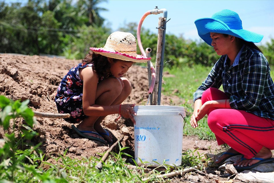 Mục tiêu dự án là trao quyền cho 34.700 trẻ em và thanh thiếu niên trở thành nhân tố của sự thay đổi thông qua các sáng kiến hành động vì khí hậu. Ảnh: UNICEF Việt Nam
