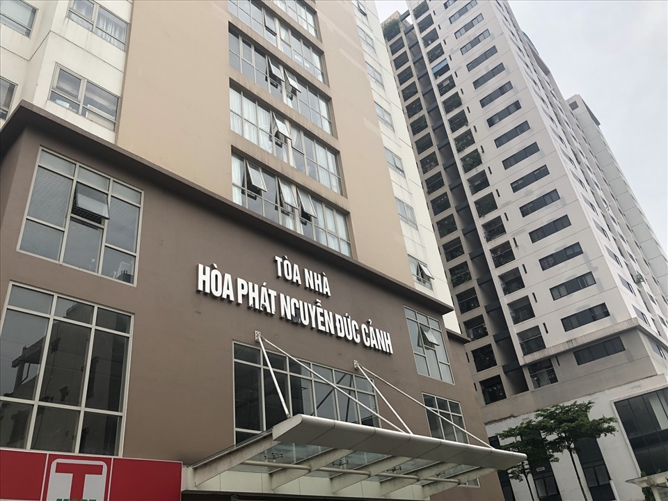 Chung cư Hòa Phát (70 Nguyễn Đức Cảnh, quận Hoàng Mai, Hà Nội) do Công ty Cổ phần Vận tải và Dịch vụ Thương mại Hà Nội (thuộc tập đoàn Hoà Phát) làm chủ đầu tư, có 228 căn hộ cao cấp. Dự án được bàn giao cho người dân về ở từ đầu năm 2019.