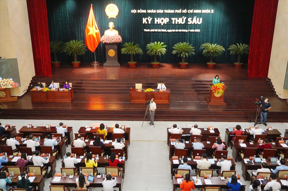 Toàn cảnh kỳ họp thứ 6 HĐND TPHCM khóa X.  Ảnh: Minh Quân