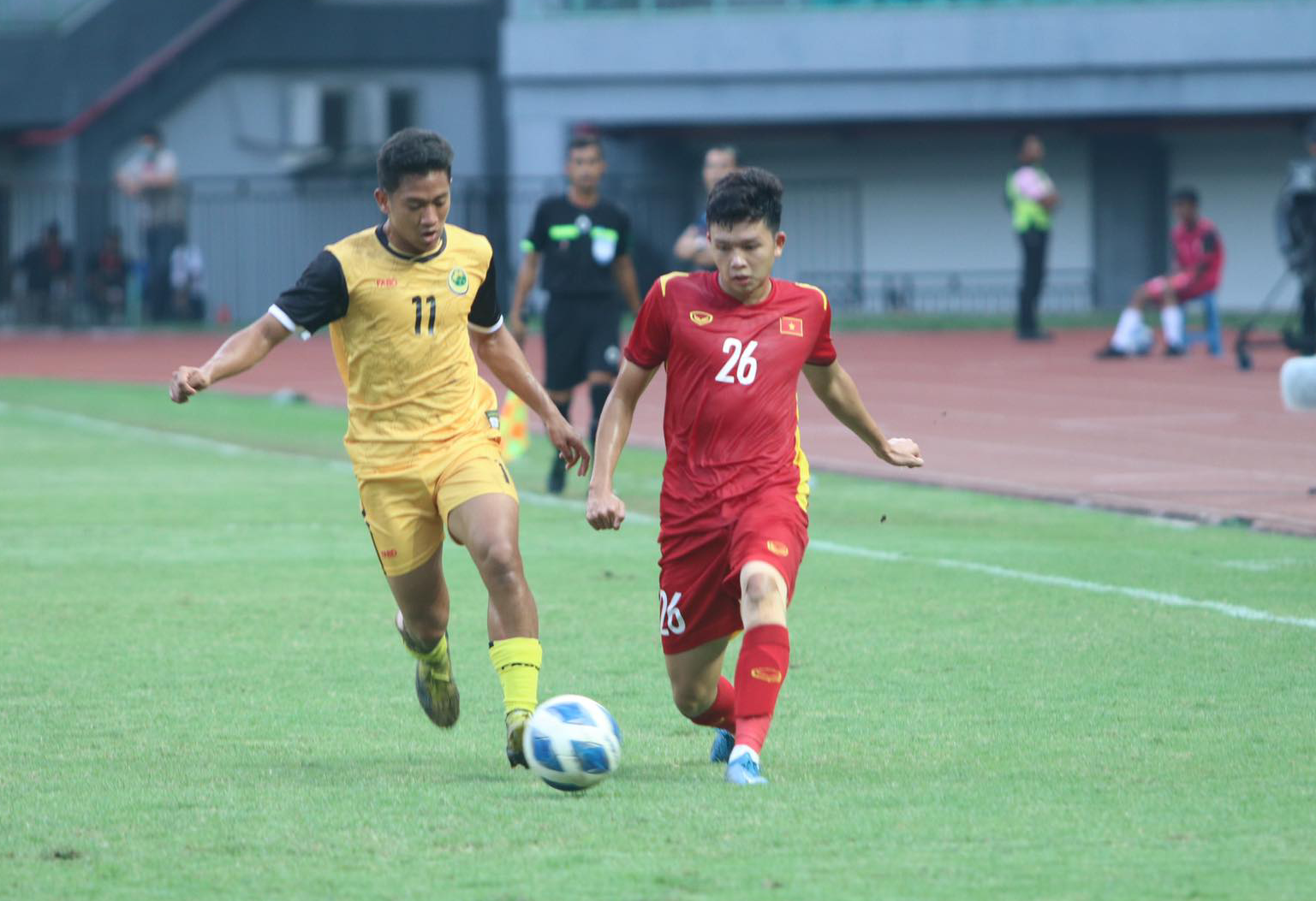 U19 Việt Nam có lợi thế dẫn trước đối thủ. Ảnh: H.A