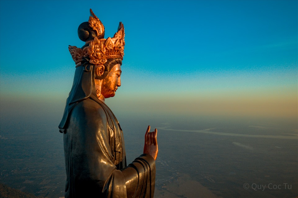 Một điểm dừng chân không thể thiếu nữa của Hoàng My là vườn quốc gia núi Bà Đen.