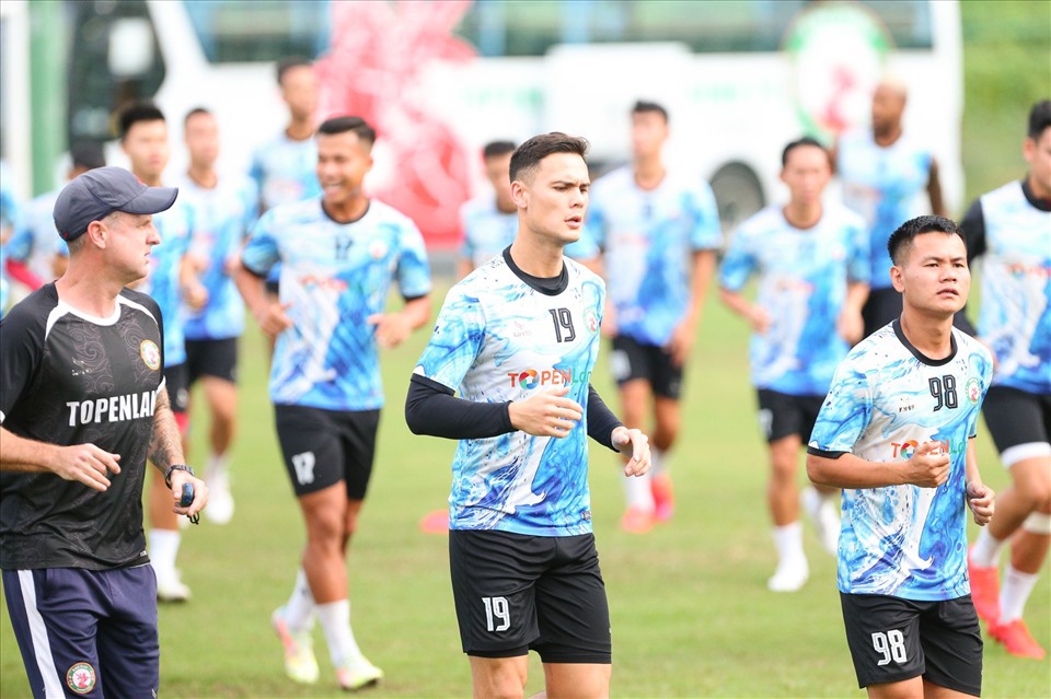 Chiều 6.7, câu lạc bộ Bình Định có buổi tập trên sân vận động Phú Thọ (Quận 11, TPHCM). Đây là buổi tập chuẩn bị cho trận gặp đội Sài Gòn ở vòng 6 V.League 2022.