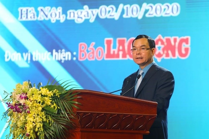 Chủ tịch Tổng Liên đoàn Lao động Việt Nam phát biểu tại buổi lễ. Ảnh: Tô Thế