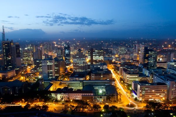 Đến với Nairobi, du khách có thể thỏa thích hòa mình vào bầu không khí sôi động, nhộn nhịp trong kinh đô được mệnh danh là không bao giờ ngủ. - Ảnh: Pinterest