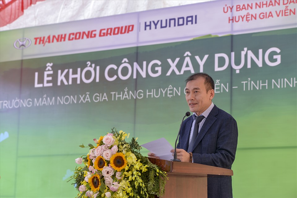 Ông Nguyễn Minh Sơn -  Giám đốc nhà máy Hyundai Thành Công Ninh Bình phát biểu tại buổi lễ